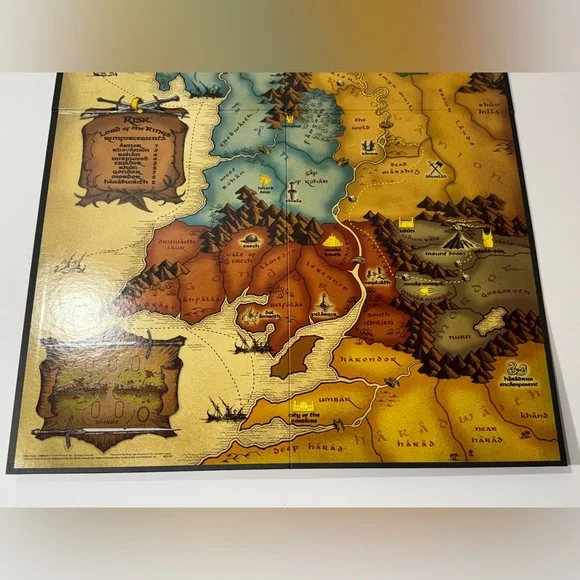RISK The Lord Of The Rings Trilogy Edition LIKE NEW Complete with Ring CIB - Picture 14 of 15
